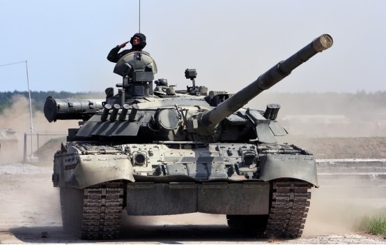 巅峰坦克新载具T-90来袭 主战坦克新登场